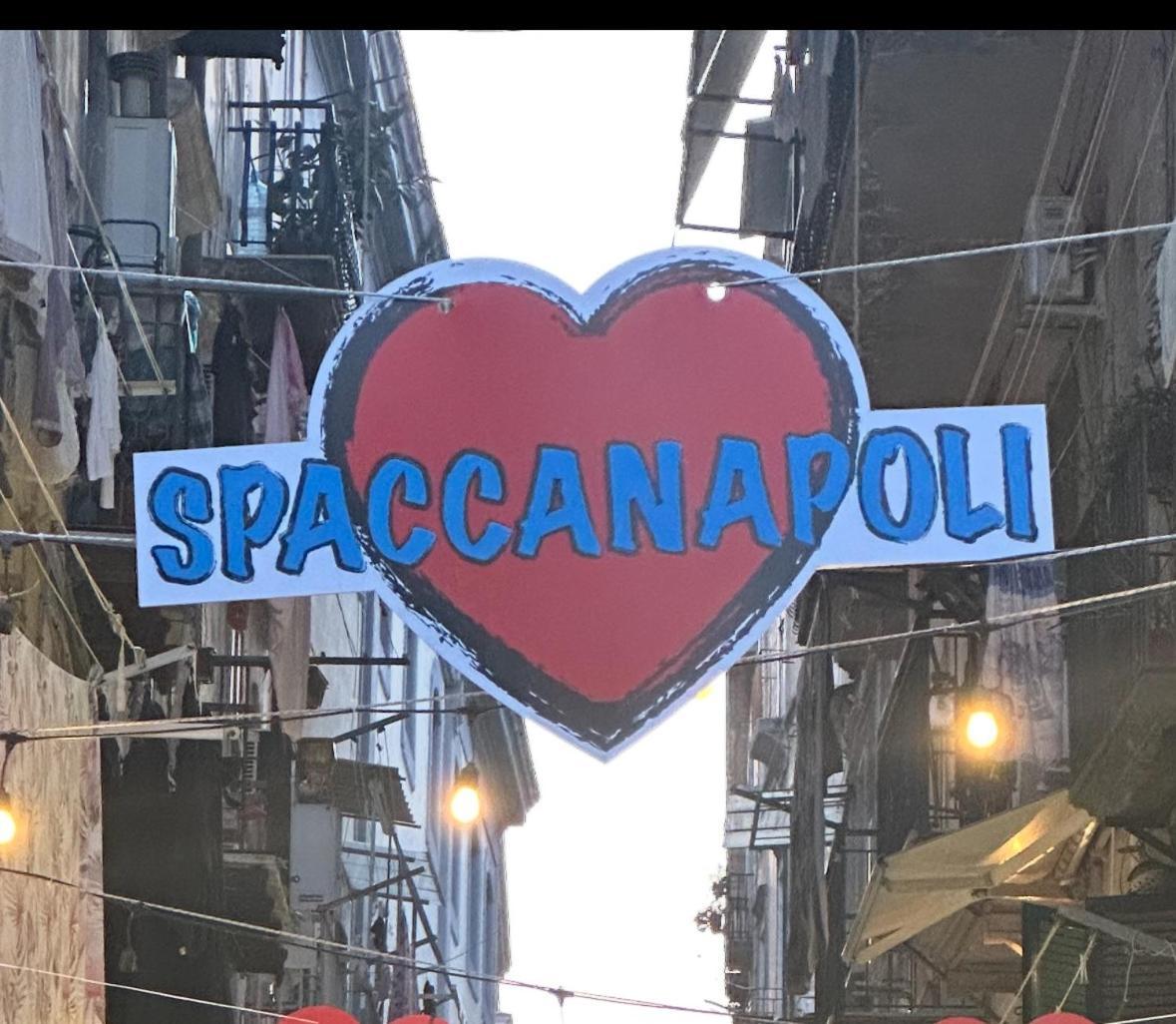 La Casa Di Patta A Spaccanapoli 外观 照片